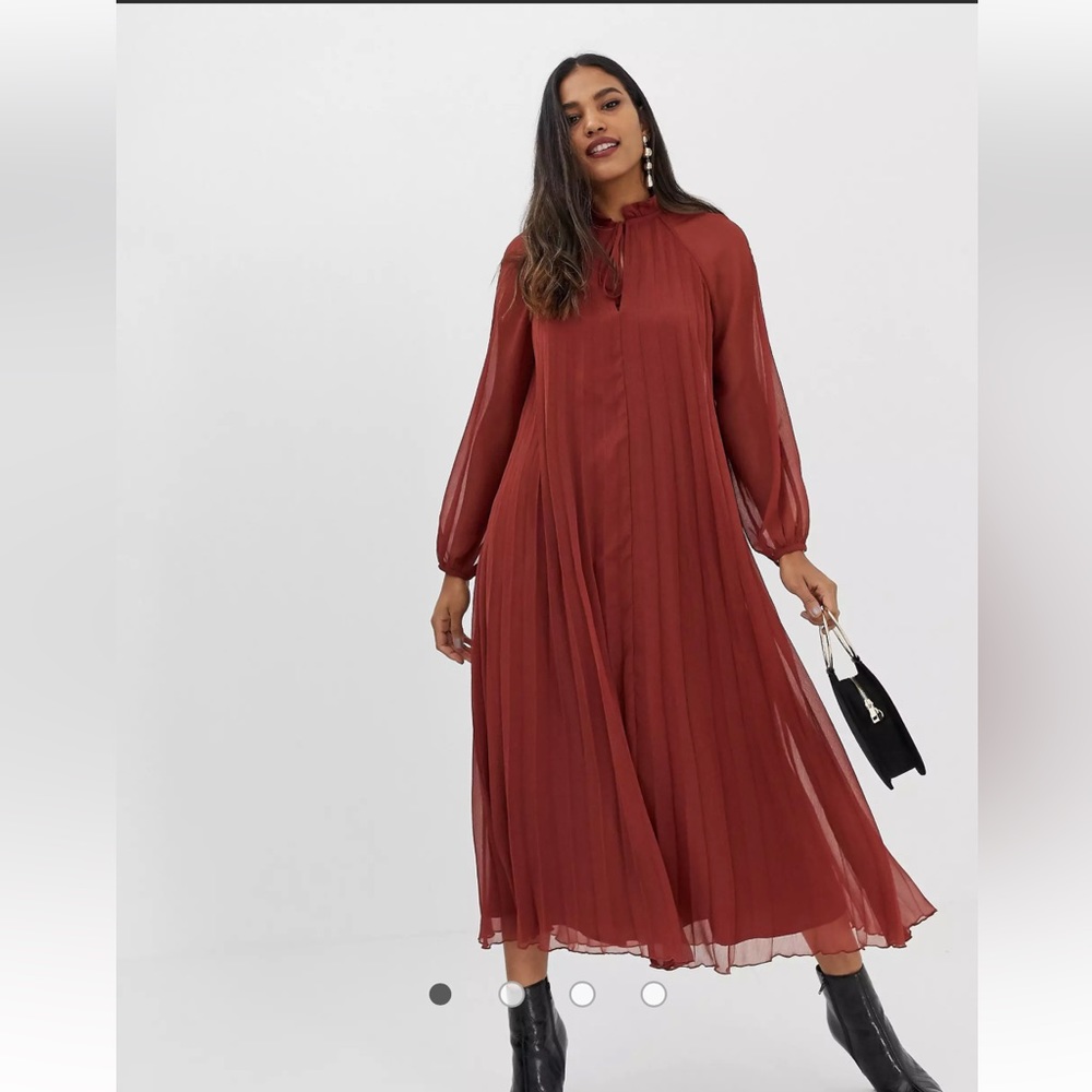 NWT Asos Design Pleated Trapeze Maxi Dress with Tie Neck